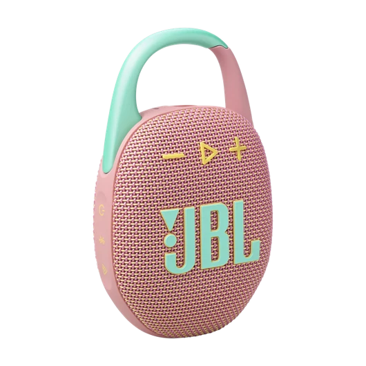 A JBL Clip 5 hordozható Bluetooth hangszóró elég kicsi ahhoz, hogy egy kézben tartsd, de ne hagyd, hogy a mérete megtévesszen.