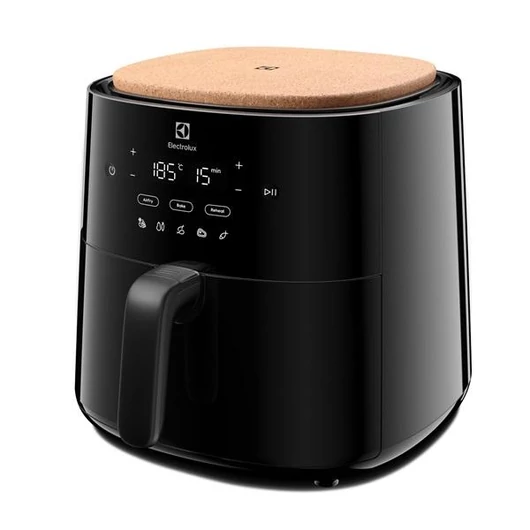 Készítsen ízletes sült ételeket a 700 Air Fryer sütővel – így az ételek akár 90%-kal kevesebb zsírt és akár 50%-kal kevesebb kalóriát tartalmaznak.