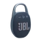 A JBL Clip 5 hordozható Bluetooth hangszóró elég kicsi ahhoz, hogy egy kézben tartsd, de ne hagyd, hogy a mérete megtévesszen.