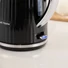 Kép 7/10 - Russell Hobbs 27361-70 / RH Eden 1,7L-es fekete vízforraló